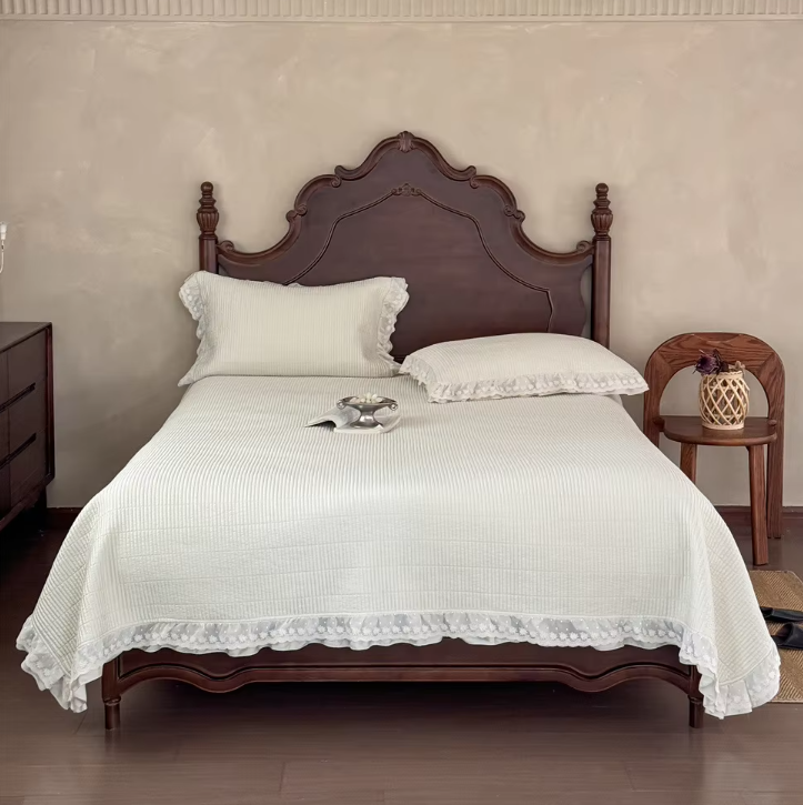 Trapunta stampata con tessuto di pizzo